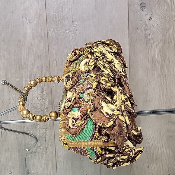 Mary Frances Small Framed Beaded Handbag Purse - Picture 5 of 15